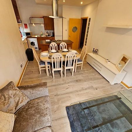 65 Renfield St 2 Bed Apartment Glasgow Buitenkant foto
