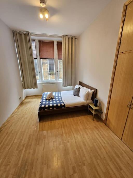 65 Renfield St 2 Bed Apartment Glasgow Buitenkant foto