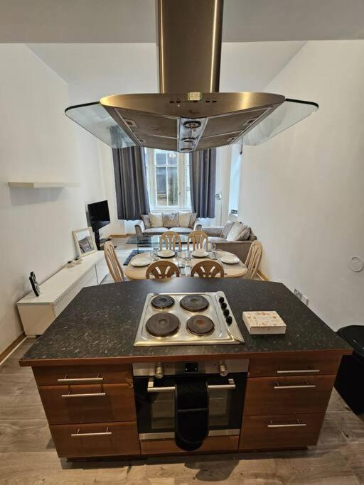 65 Renfield St 2 Bed Apartment Glasgow Buitenkant foto