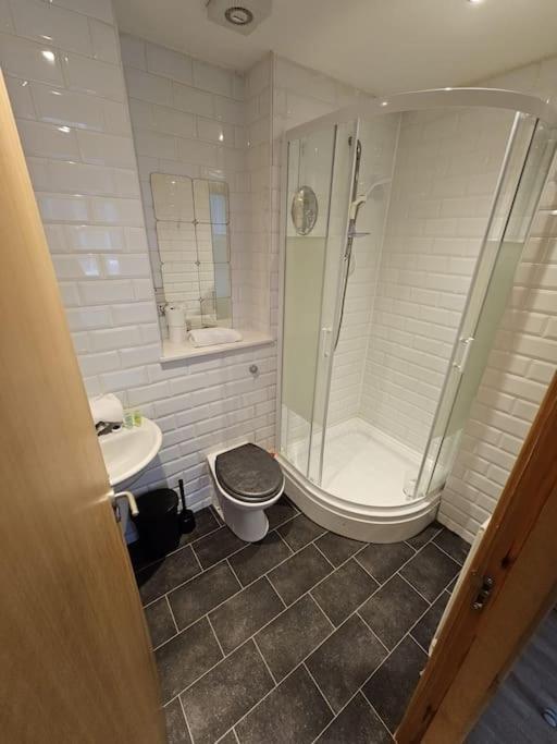 65 Renfield St 2 Bed Apartment Glasgow Buitenkant foto